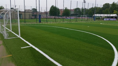 Campo da calcetto in erba sintetica sportiva bicolore da 40mm